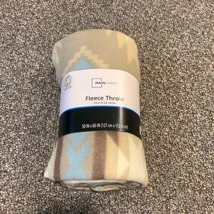 Mainstays fleece throw